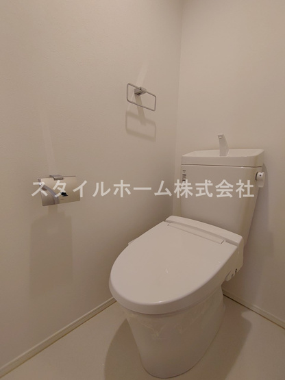 【トイレ】 | リバーサイド花田