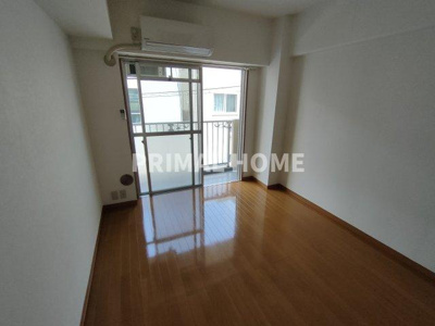 【居間・リビング】 | ブーランジェ白楽