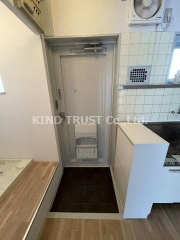 山﨑マンション長柄中の玄関|落ち着いた玄関です