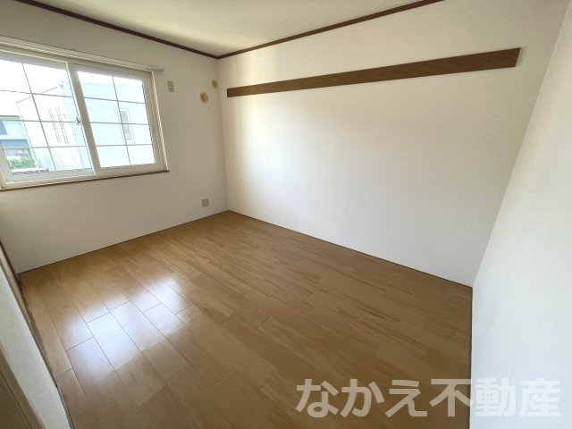 【寝室】 | 広くて明るい寝室