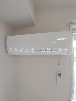 【設備】 | ローゼンハイム | 別部屋写真です。
