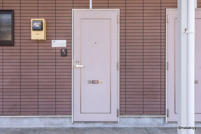 ハイツ東沖　Ｓのエントランス|玄関