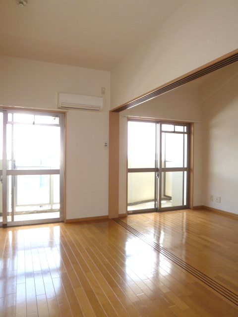 プロスペールSV【キャッシュバック対象物件】の寝室|開放的な寝室です