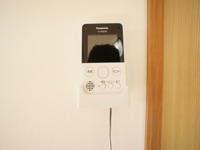 【セキュリティ】 | グランドハイツ | 訪問者の確認ができるTVドアホン付きです♪