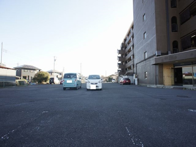  | グランドハイツ | 駐車場1台込みです♪