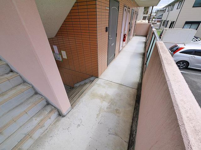 グランシャリオ（法華寺町）のその他共用部分|共用の廊下です