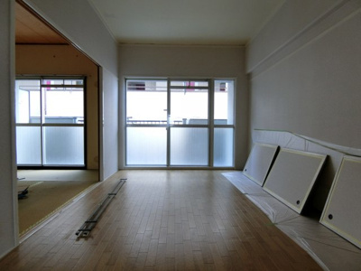 【居間・リビング】 | 鮎川ハイツ