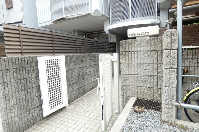 【エントランス】 | ライフ遠里小野