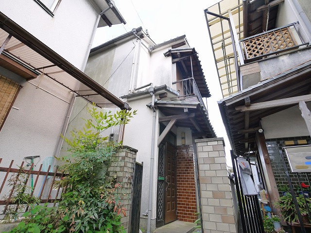 南紀寺町４丁目４LDKの外観|レトロな外観です。