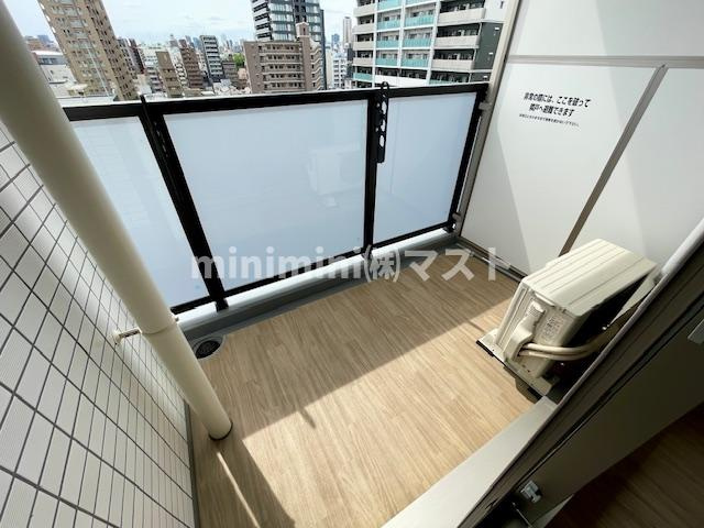 ララプレイス玉造パルクのバルコニー