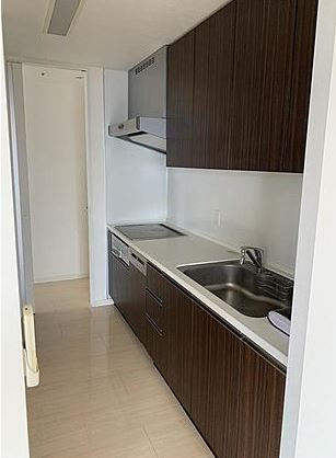 千代田区一番町の賃貸マンションのキッチン