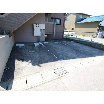 【駐車場】 | シャルムB