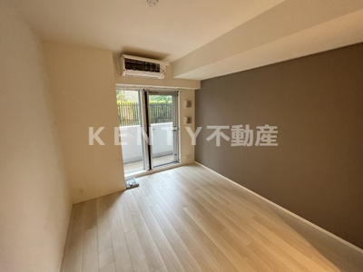 【寝室】 | パークリュクス蒲田一丁目 | 開放的な寝室です