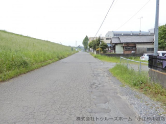 【前面道路含む現地写真】