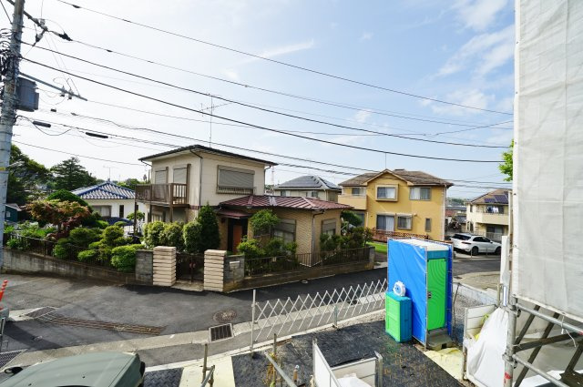 上星川駅徒歩１１分！カースペース２台♪保土ケ谷区仏向町　全２棟新築戸建て　の展望