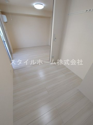 【寝室】 | 秋桜 | 別部屋写真です。