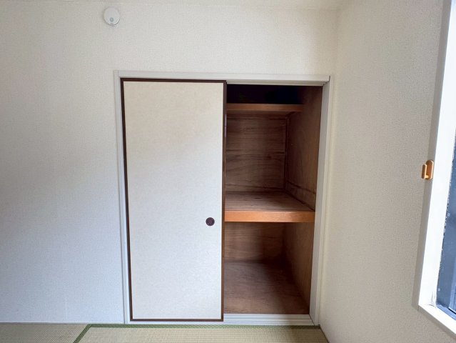 石橋ハイツＢ棟の収納