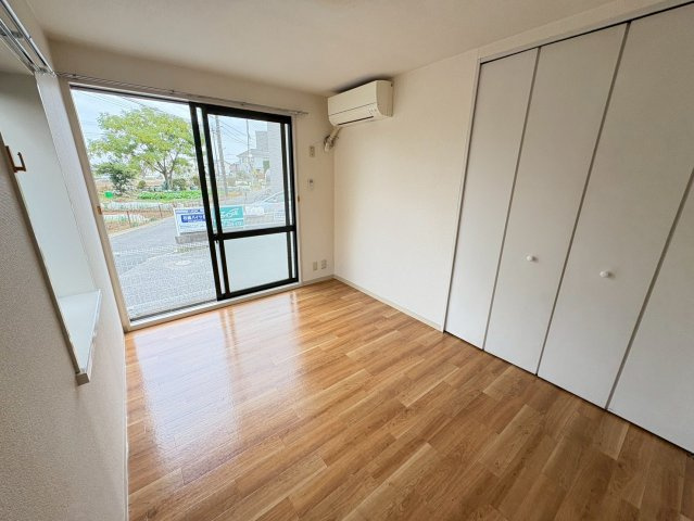 石橋ハイツＢ棟の居間・リビング