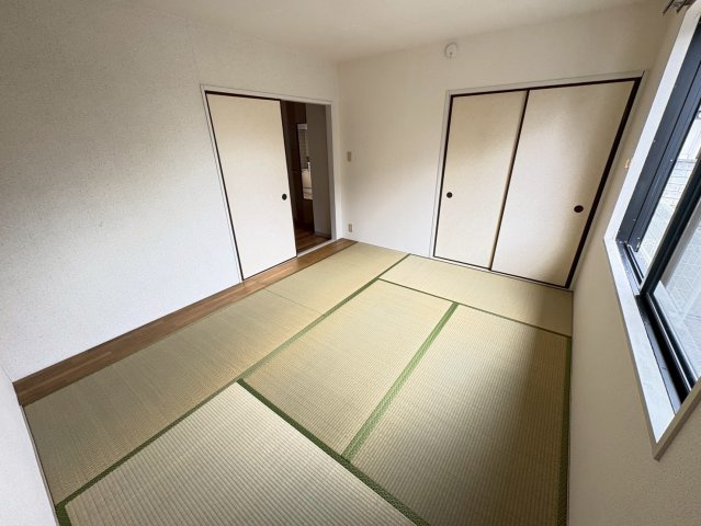 石橋ハイツＢ棟の和室