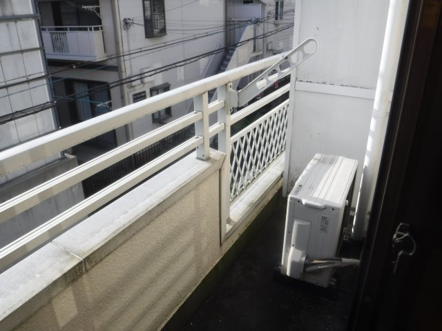 ジュエル元住吉のバルコニー