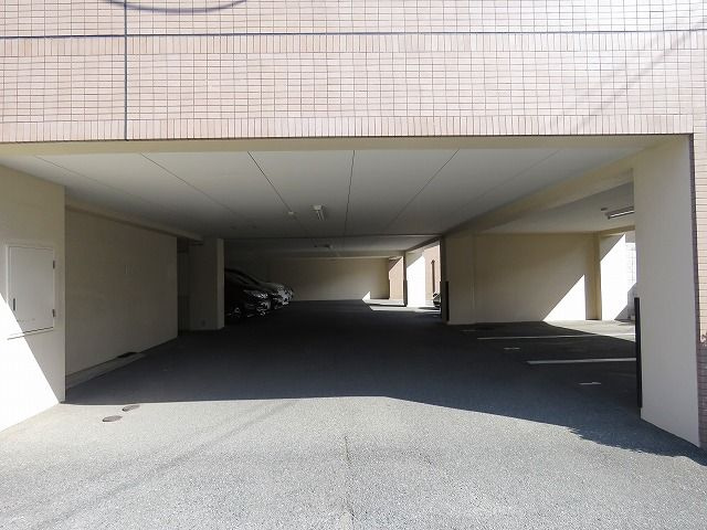 【エントランス】 | ヒルズ室見