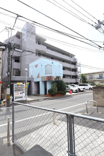 セント東大和の システムキッチン 2沿線利用可 クロゼット2ヶ所 バルコニー シューズボックス 立川 八王子 多摩センターエリアの賃貸 売買 管理は株式会社lux