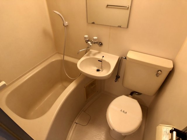 アベニュー藤　(近大　一人暮らし)の浴室