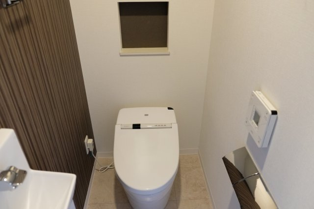 【トイレ】 | プレミアム菱屋西 | 落ち着いたトイレです