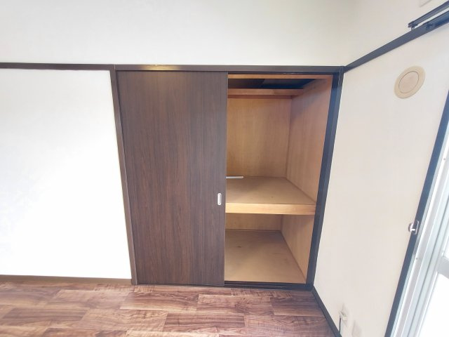 金剛ハイツの収納