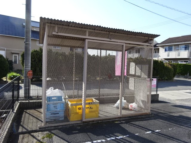 倉敷市福島のアパートのその他共用部分|敷地内ゴミST・当番なし