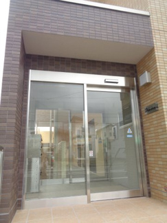 【エントランス】