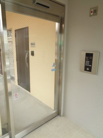ダウントンのエントランス