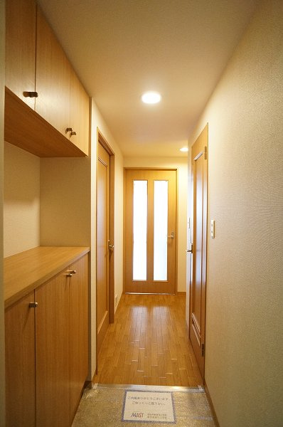 イリップス船堀の玄関|玄関にはゆとりのシューズＢＯＸ♪