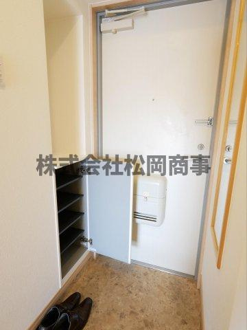 【玄関】 | フラッティ壬生坊城