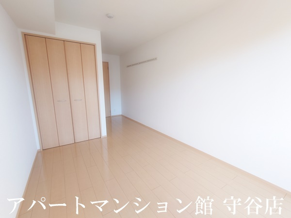 第二AMビルの寝室