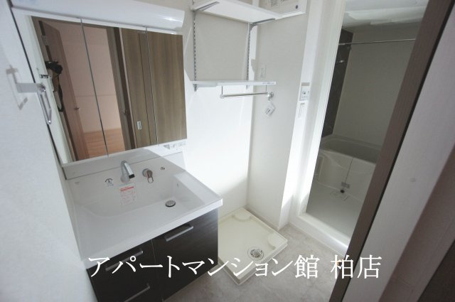 ディーセントⅠの洗面所
