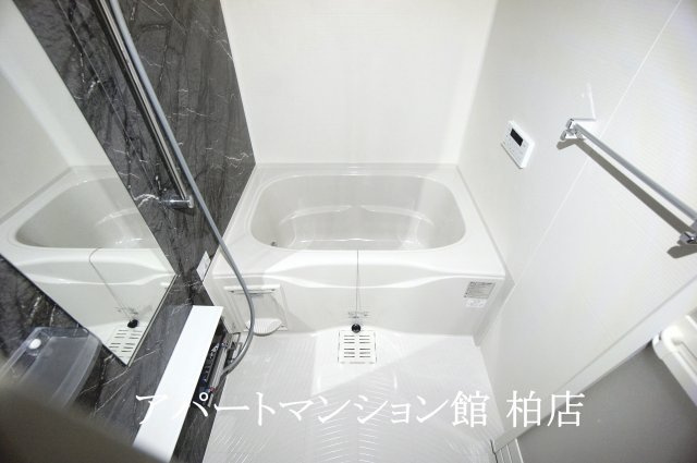 ディーセントⅠの浴室