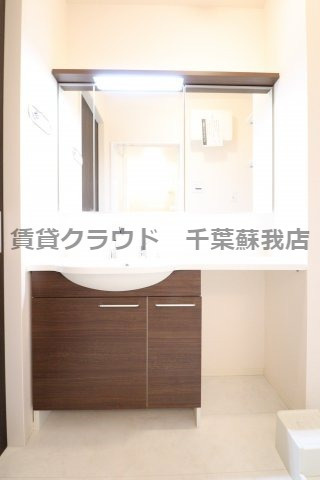 エヴァーラスティング千葉の洗面所