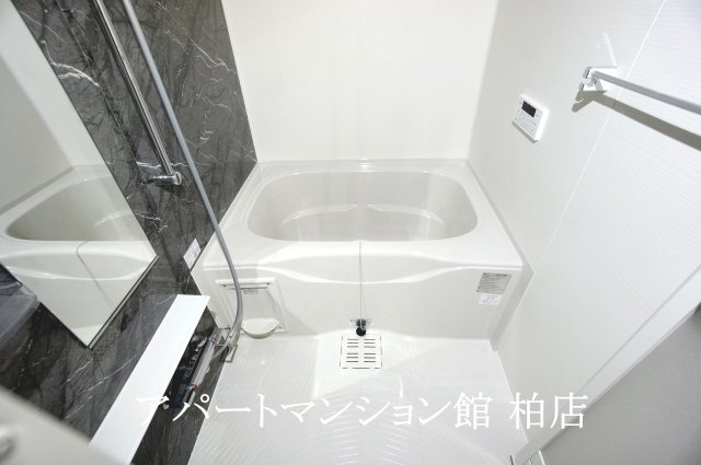 ディーセントⅠの浴室