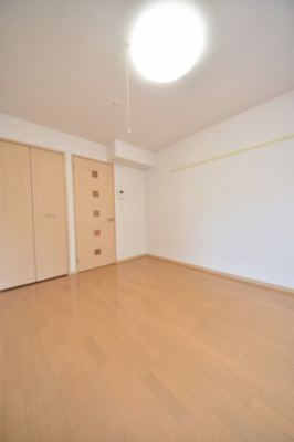 【洋室】 | プラチナコート