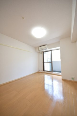 【寝室】 | プラチナコート