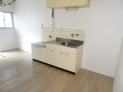 【キッチン】 | 愛地荘