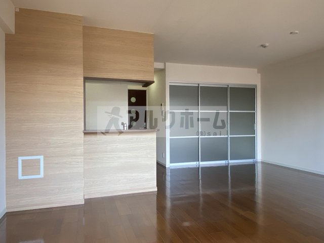 キラクマンションの居間・リビング