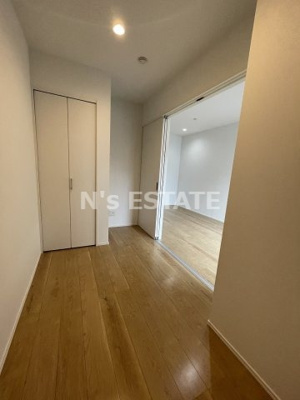 【洋室】 | メゾン・ソレイユ