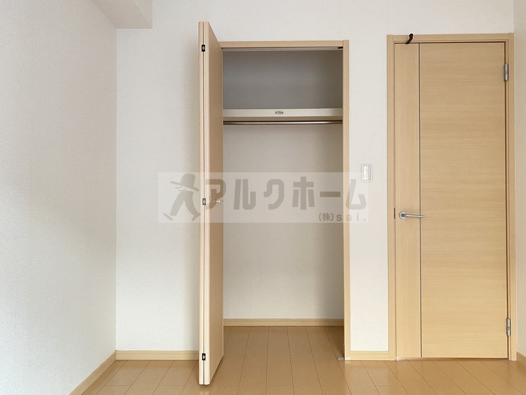 エスポワールⅡの収納|エスポワールⅠ　洋室①　クローゼット