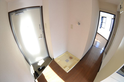 【玄関】 | ミストラル本町ウエスト