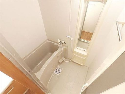 甲南タマタニマンションの浴室