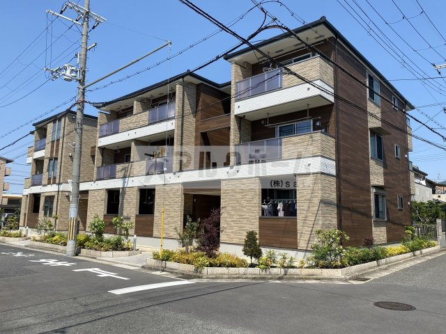 ノーブルセピア山本の外観