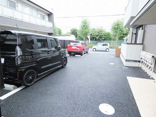 アグノスエーナの駐車場