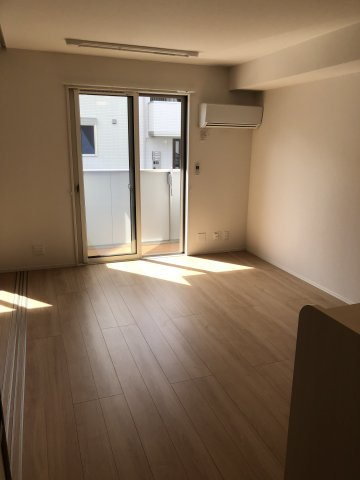 グランクレージュ有田川　A棟の居間・リビング